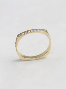  Victoria Pave Ring